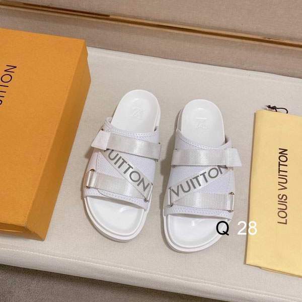 Picture of Louis Vuitton Slippers _SKULVsz38-45N0302292
